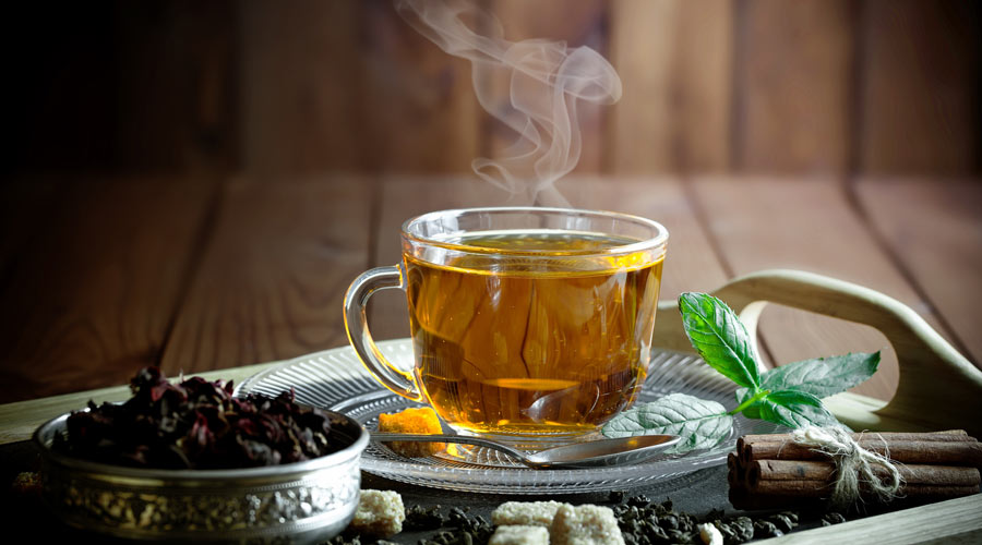 o chá pode ajudar a diminuir crises ansiosas